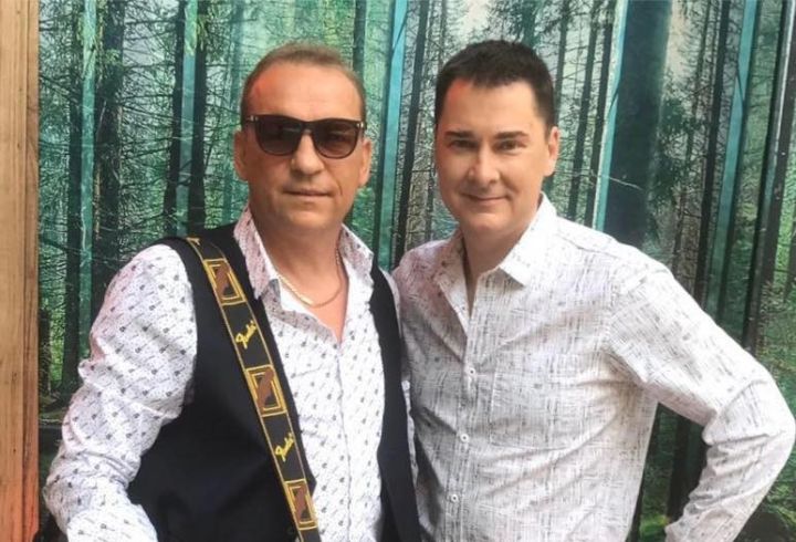 Groziņballe kopā ar grupu "Bruģis"