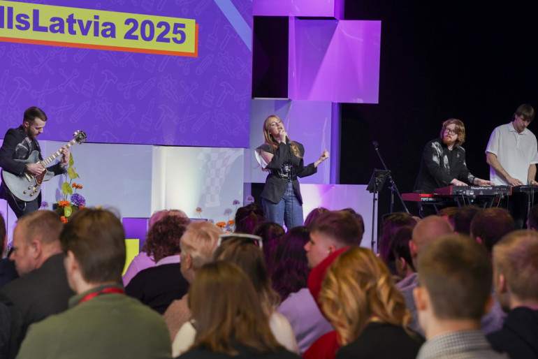 FOTO: Ogrēnieši izcīna 6 medaļas jauno profesionāļu meistarības konkursā "SkillsLatvia 2025"