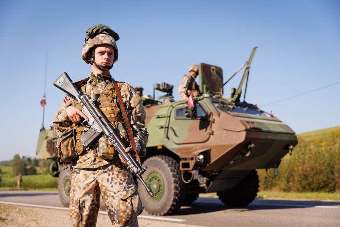 Aptauja. Latvijā notiek militārās mācības "Namejs". Kāds ir jūsu iespaids par Latvijas armiju?