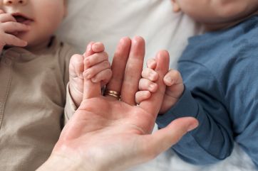 Attēls rakstam: Oktobra un novembra mijā Ogres novadā reģistrēti 10 jaundzimušie, savukārt mūžībā devušies 13 novadnieki