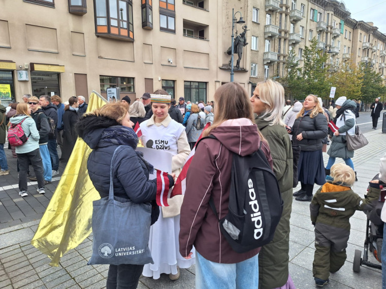 Foto: Baltijas valstu «Gājienā par dzīvību» piedalās arī Latvija