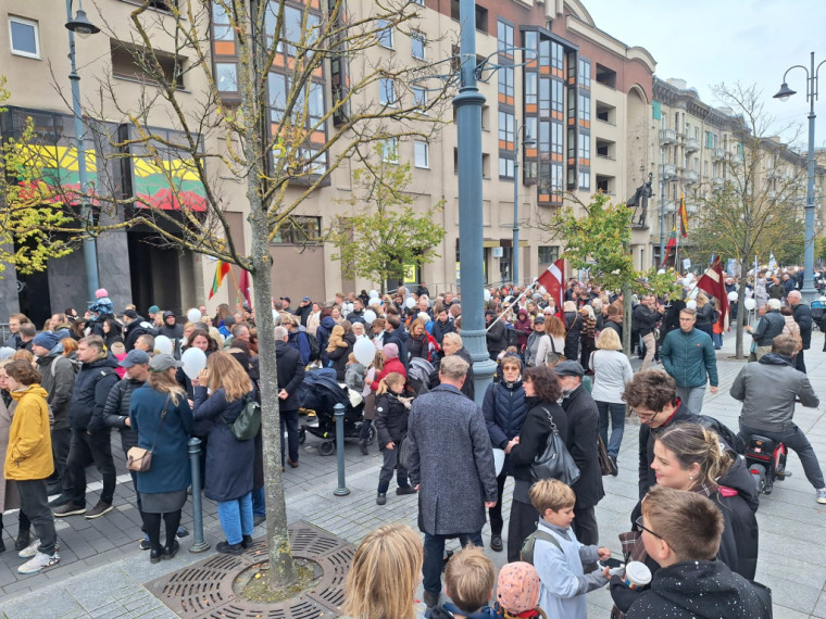 Foto: Baltijas valstu «Gājienā par dzīvību» piedalās arī Latvija