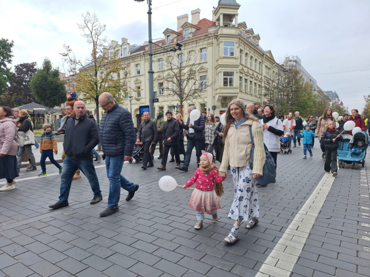 Foto: Baltijas valstu «Gājienā par dzīvību» piedalās arī Latvija