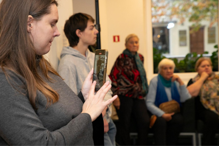 FOTO, VIDEO: Ogrē aizvadīta projekta “Stipras kopienas – droša Latvija” astotā saruna “Kam pieder publiskā telpa?”
