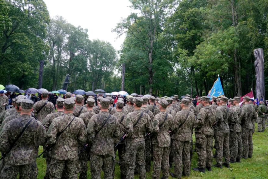 Valsts aizsardzības dienestā ievieš elastīgākus noteikumus un ļauj pieteikties dienestam jau no 17 gadu vecuma