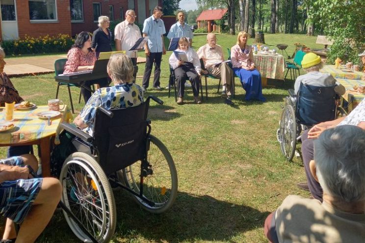 Attēls rakstam: Pansionāts «Madliena». Kāda ir senirou dzīve ilgstošas sociālās aprūpes institūcijā