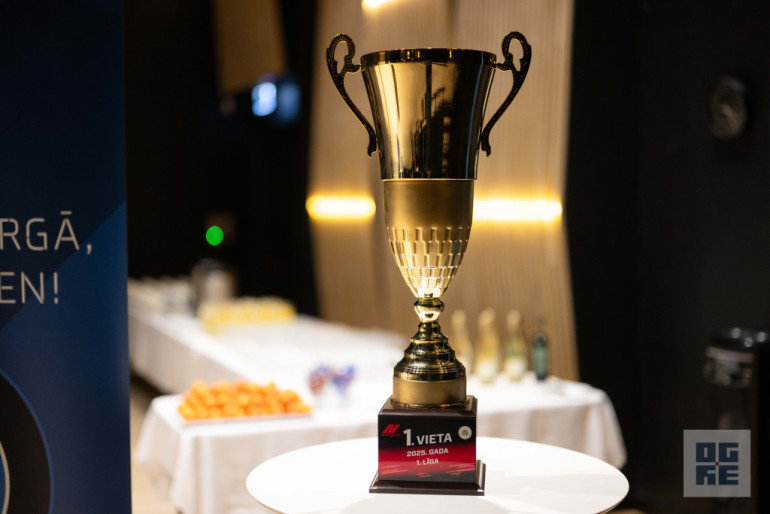 FOTO: Ogre United noslēdz vēsturisku sezonu