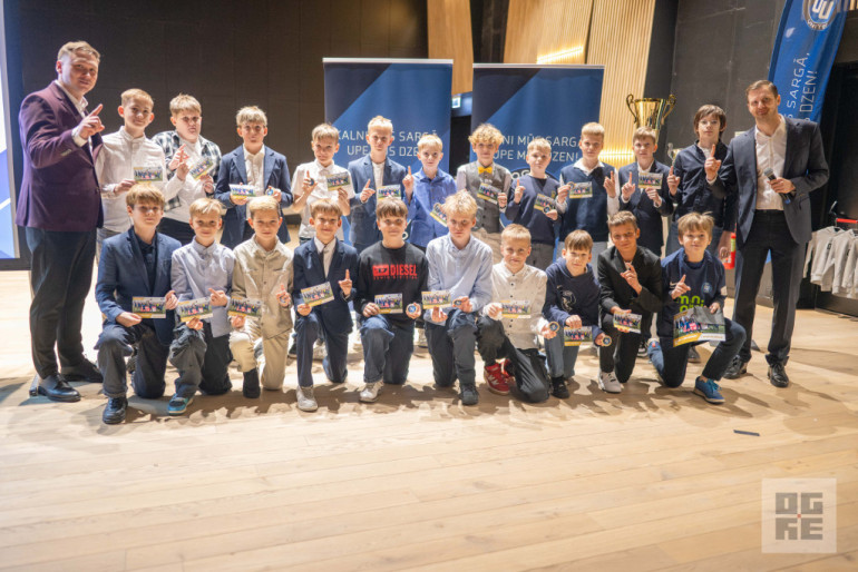 FOTO: Ogre United noslēdz vēsturisku sezonu