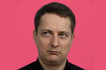 Attēls rakstam: Maksima Trivaškeviča komēdijas izrāde "Smaids"