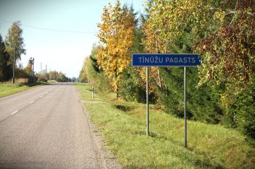 Attēls rakstam: Braucot uz Tīnūžiem, turpmāk varēs pamanīt ko jaunu