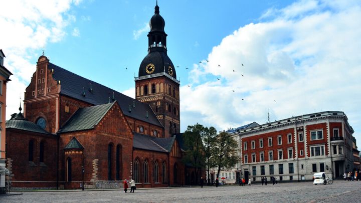 Piešķir 3 miljonus eiro Rīgas Doma baznīcas un klostera ansambļa saglabāšanai