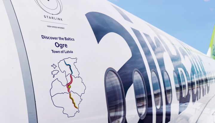 airBaltic lidmašīna nosaukta Ogres vārdā