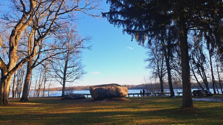 FOTO: Lielvārdes parks četros gadalaikos