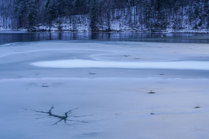 Ledus upēs galvenokārt kūst uz vietas