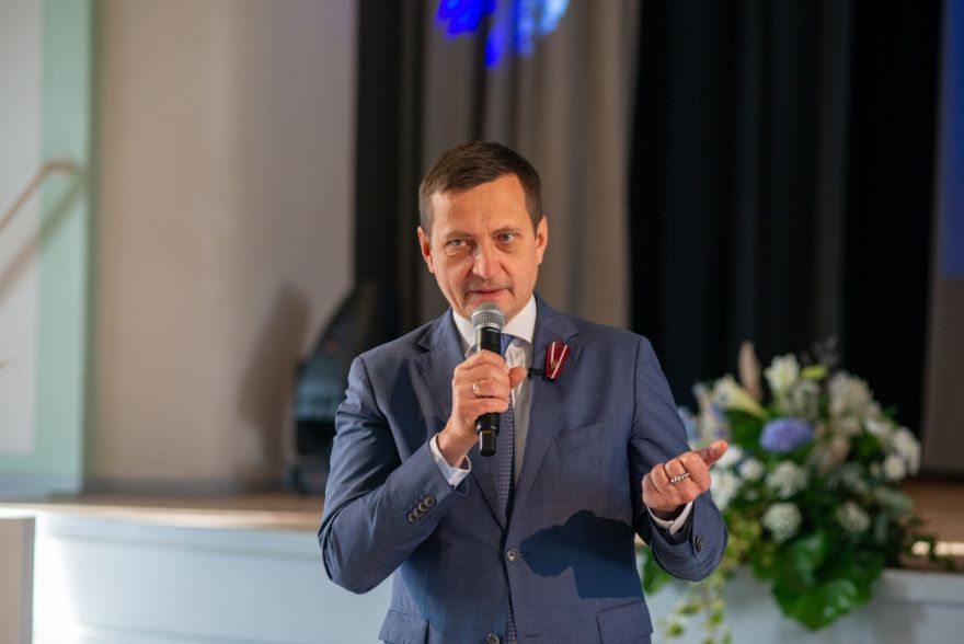 Armands Krauze atgriežas Saeimas deputāta amatā