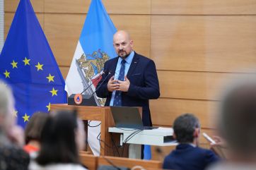 Attēls rakstam: Drošības eksperts: Ir jāizvērtē, vai ir samērīgi apturēt visu sabiedrisko dzīvi iespējamo apdraudējumu gadījumos