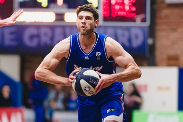 Attēls rakstam: "Viņš ir jauns spēlētājs ar labu potenciālu." Basketbola klubam "Ogre" pievienojas amerikāņu uzbrucējs