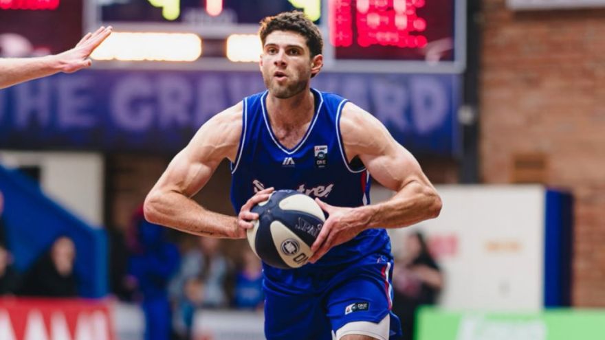 "Viņš ir jauns spēlētājs ar labu potenciālu." Basketbola klubam "Ogre" pievienojas amerikāņu uzbrucējs