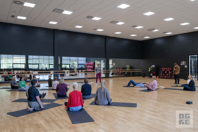 FOTO: Konference “IEraugi. IEdvesmo. IEsaisti.” kā ražas novākšana Ogres novada pedagogu kopienai