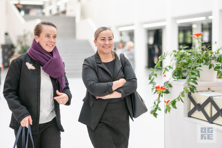 FOTO: Konference “IEraugi. IEdvesmo. IEsaisti.” kā ražas novākšana Ogres novada pedagogu kopienai