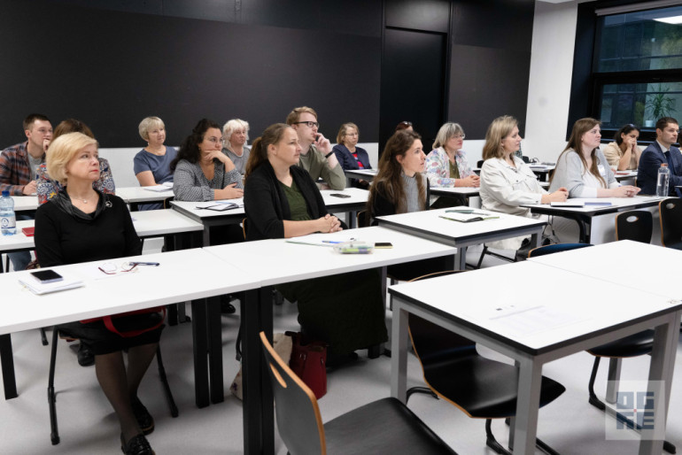 FOTO: Konference “IEraugi. IEdvesmo. IEsaisti.” kā ražas novākšana Ogres novada pedagogu kopienai