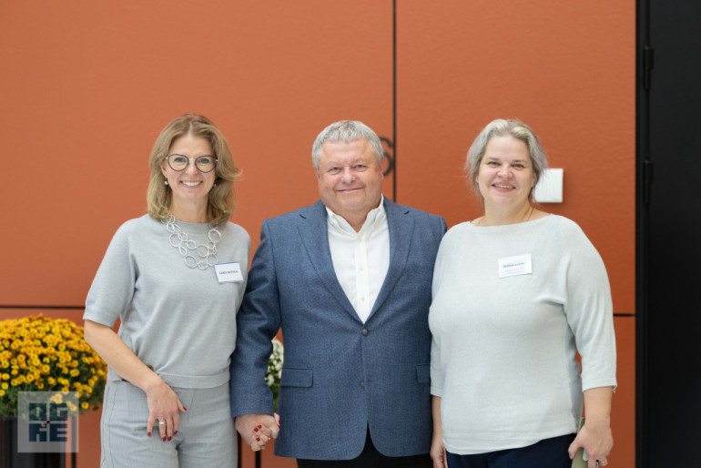 FOTO: Konference “IEraugi. IEdvesmo. IEsaisti.” kā ražas novākšana Ogres novada pedagogu kopienai