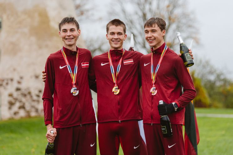 Attēls rakstam: Ralfam Dzosenam 2.vieta Baltijas komandu čempionātā U20 grupā