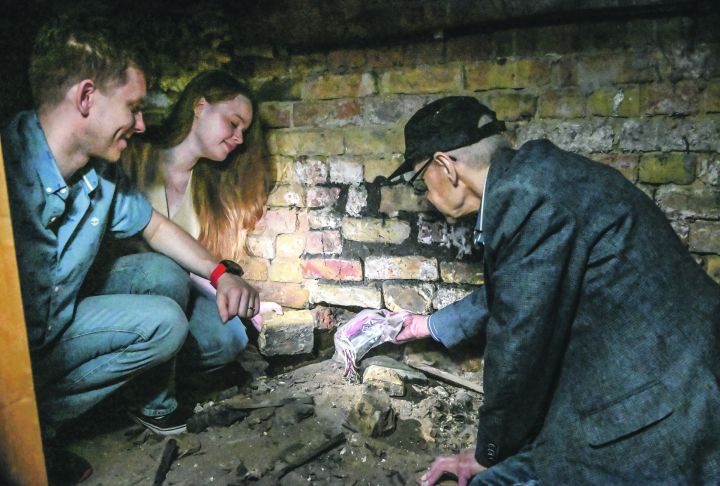 Saruna ar cīnītāju Jāni Rožkalnu