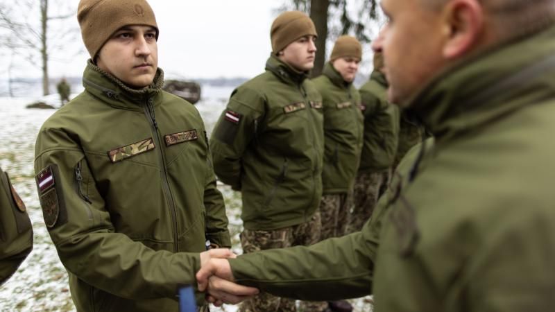 Decembrī Rīgā, Lielvārdē un Alūksnē notiks izlaiduma ceremonijas valsts aizsardzības dienesta karavīriem