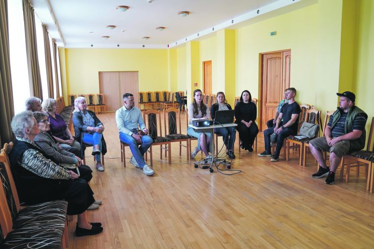 Attēls rakstam: Taurupes pagasta iedzīvotāju padomē klātesošos satrauc gandrīz pusgadsmitu vecais grausts
