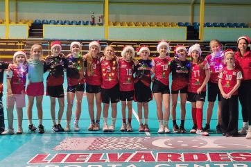 Attēls rakstam: Meiteņu florbols Lielvārdē attīstās