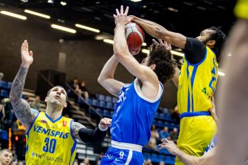 Attēls rakstam: “BK Ogre” ceturtdaļfināla sēriju sāk ar zaudējumu Ventspilī