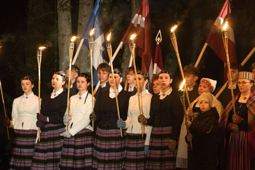 Lāčplēša dienā Ogre iemirdzēsies lāpu liesmās