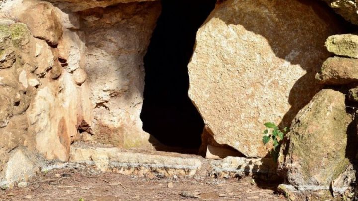 Arhibīskaps Jānis Vanags lieldienās atgādina par augšāmcelšanās prieku