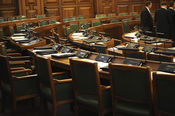 Attēls rakstam: Saeimas saruniņas. Deputātu "zelta" izteicieni Saeimas sēdēs