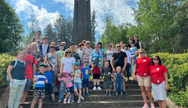 Ukrainas civiliedzīvotāji iepazīst Latvijas vēsturi