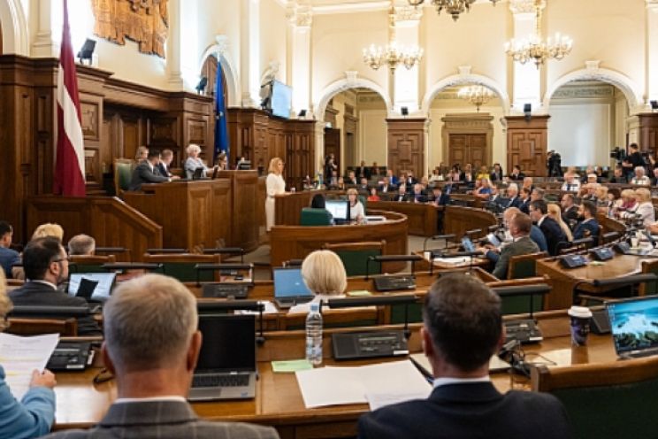 Attēls rakstam: Parakstīta potenciālās jaunās valdības pamata vienošanās: zināms, kā varētu dalīt amatus