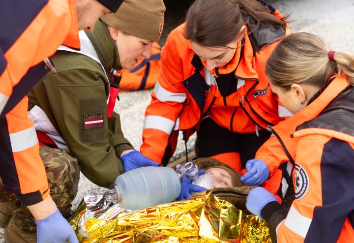 Rīt militārajā bāzē “Lielvārde” notiks ārkārtas situāciju mācības: kas jāņem vērā iedzīvotājiem?