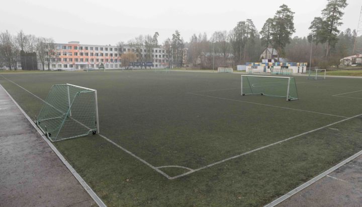 Izstrādāts projekta pieteikums apgaismojuma pilnveidei futbola laukumam Ogrē