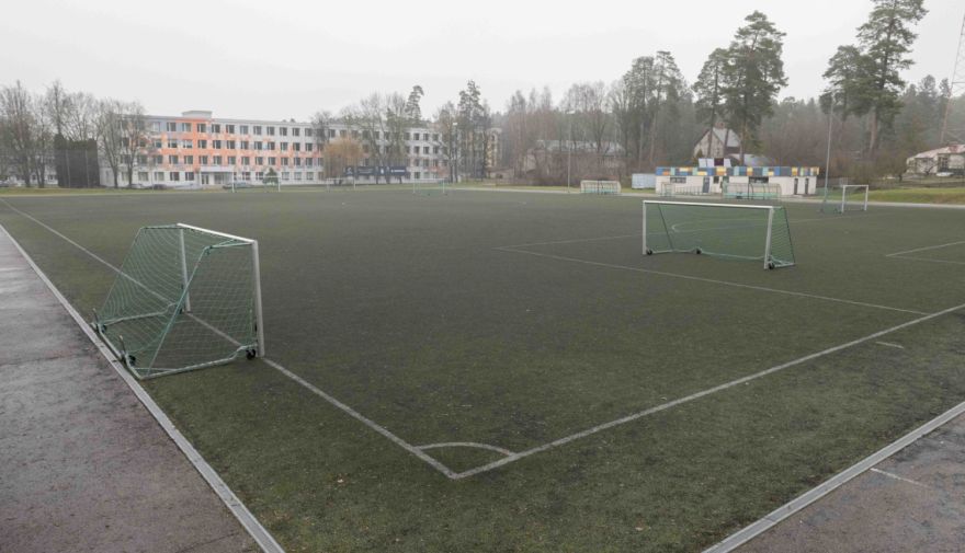 Izstrādāts projekta pieteikums apgaismojuma pilnveidei futbola laukumam Ogrē