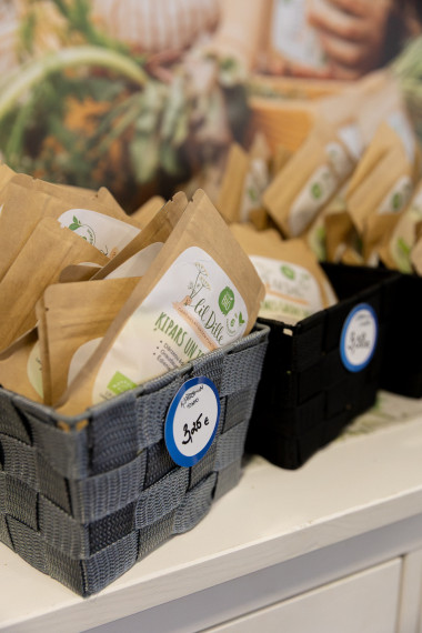 FOTO: Ogrē radīts Eiropā unikāls produkts – bioloģisko garšvielu maisījumi, kas īpaši izstrādāti mazuļiem