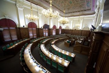 Attēls rakstam: Saeimas saruniņas - deputātu izteicieni Saeimas sēdēs