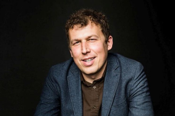 Attēls rakstam: Psihoterapeits: Ierīču lietošana neuzlabo mācību rezultātus, taču aizliegumam būtu jāpaliek skolu ziņā