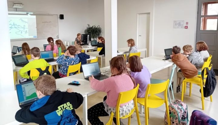 Iespēja pieteikties Rīgas Tehniskās universitātes Bērnu un jauniešu universitātes programmām Ogrē