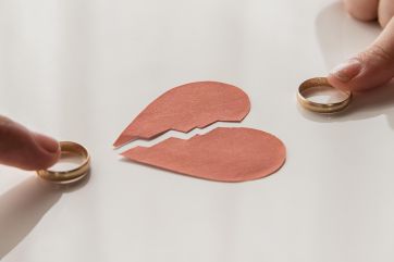 Attēls rakstam: Pērn visbiežāk šķirtas piecus līdz deviņus gadus ilgas laulības