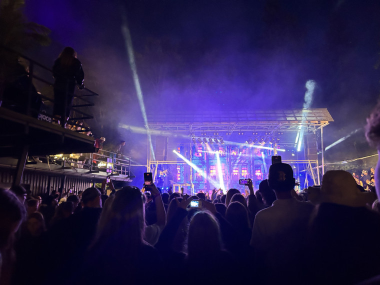 FOTO: Pašmāju hiphop mākslinieki ieskandina Līgatni