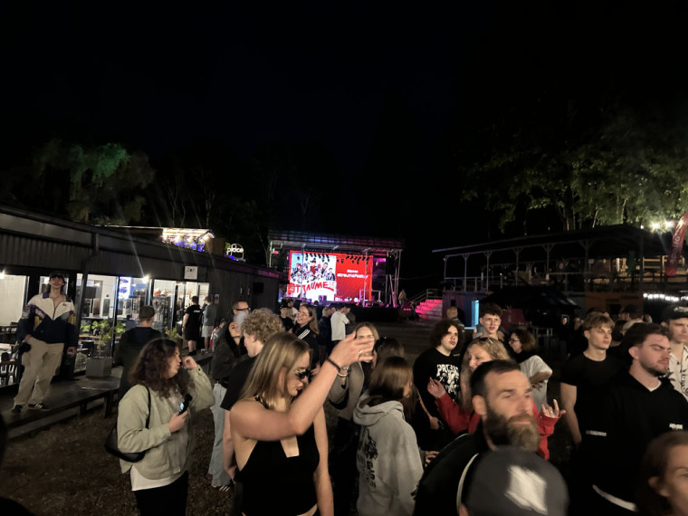 FOTO: Pašmāju hiphop mākslinieki ieskandina Līgatni