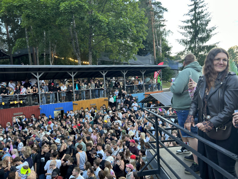 FOTO: Pašmāju hiphop mākslinieki ieskandina Līgatni
