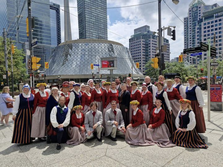 Foto: Ogres apvienotais koris "Upe" Toronto XVI Latviešu dziesmu un deju svētkos