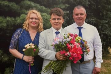 Attēls rakstam: 19 gadus vecajam Emīlam nepieciešama sabiedrības palīdzība, lai ārstētu audzēju galvā